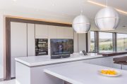 stunning contemporary kitchen