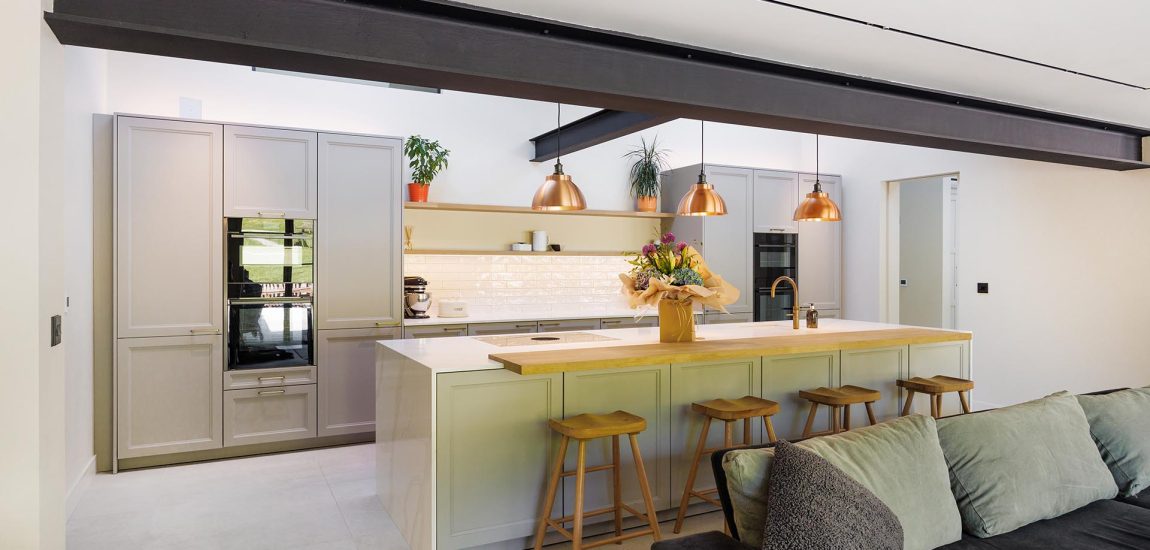Stuart Frazer SieMatic Kitchens - A Family Affair - Island with Breakfast Bar
