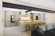 Stuart Frazer SieMatic Kitchens - A Family Affair - Island with Breakfast Bar